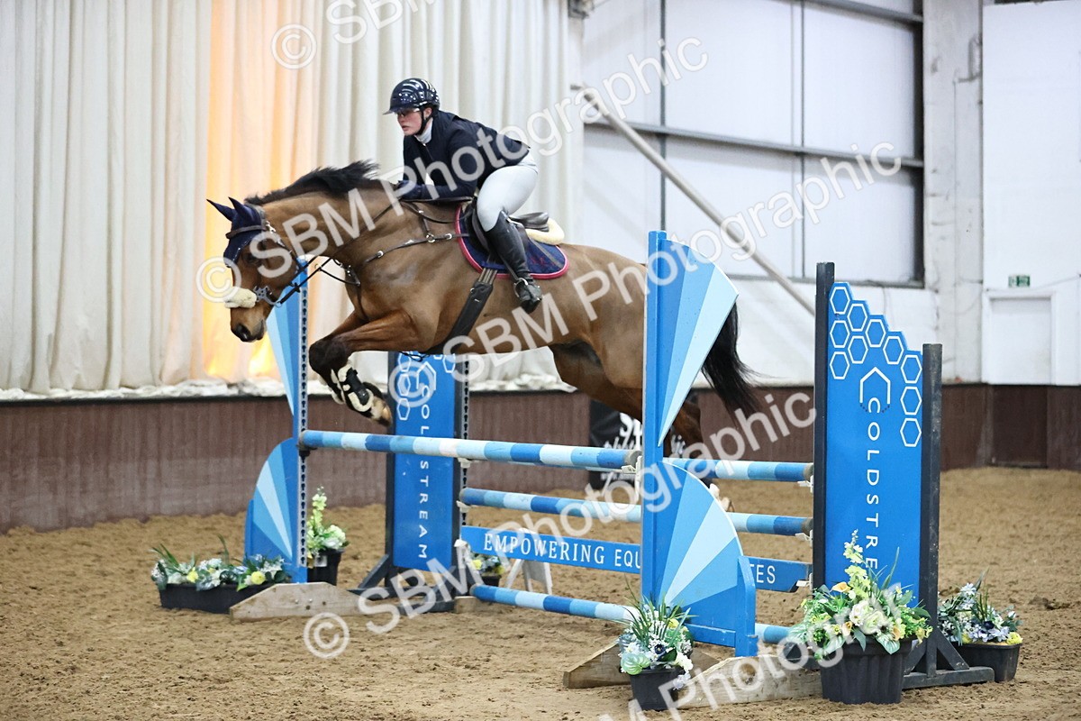 SBM_005683 - Class 17 - Senior Newcomers 1.10m