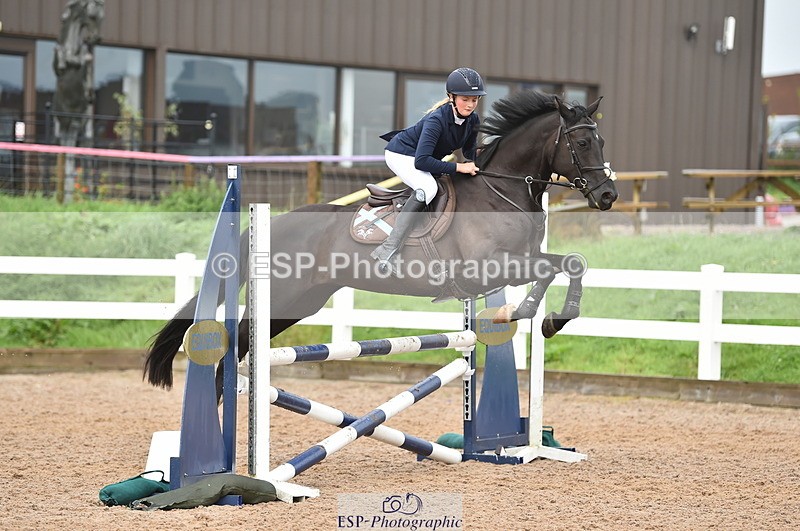 220829A-172032-00411 - 80cm Classes 5a 5b & 6