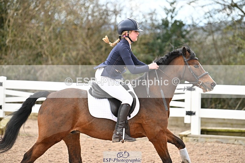 240310A-110412-02220 - Cls 4 Pony Discovery and 90cm Open