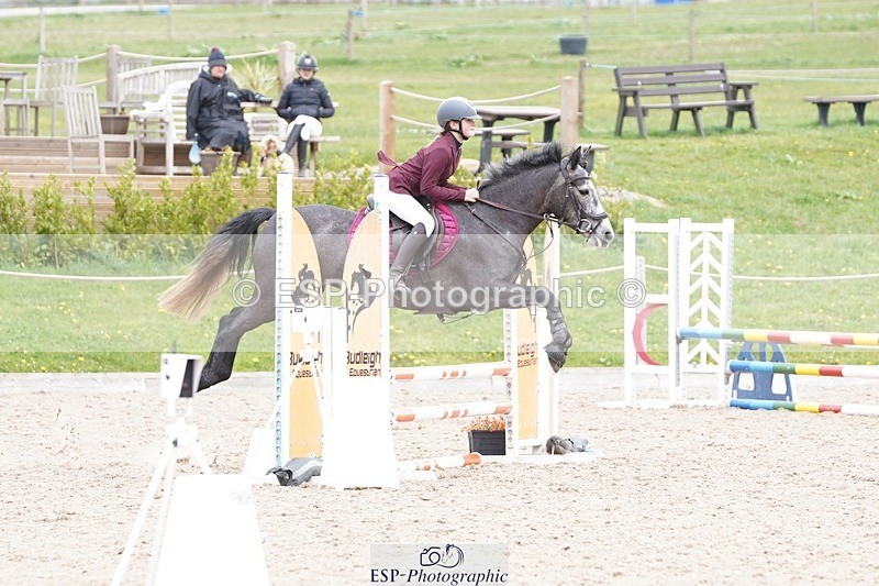 250414-125218-00811 - 70cm Round 2