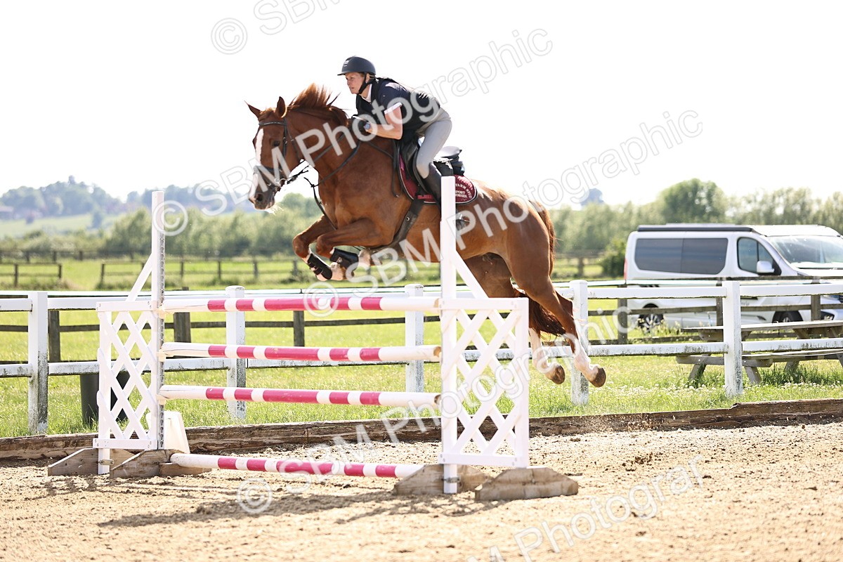 SBM_003075 - Class 5 - Senior Foxhunter - 1.20m