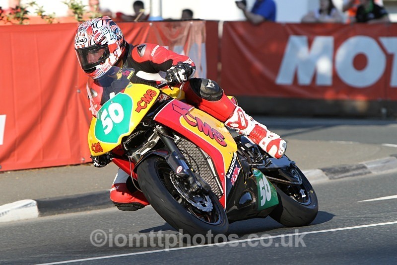  - Saturday Practice Newcomers/Supertwins
