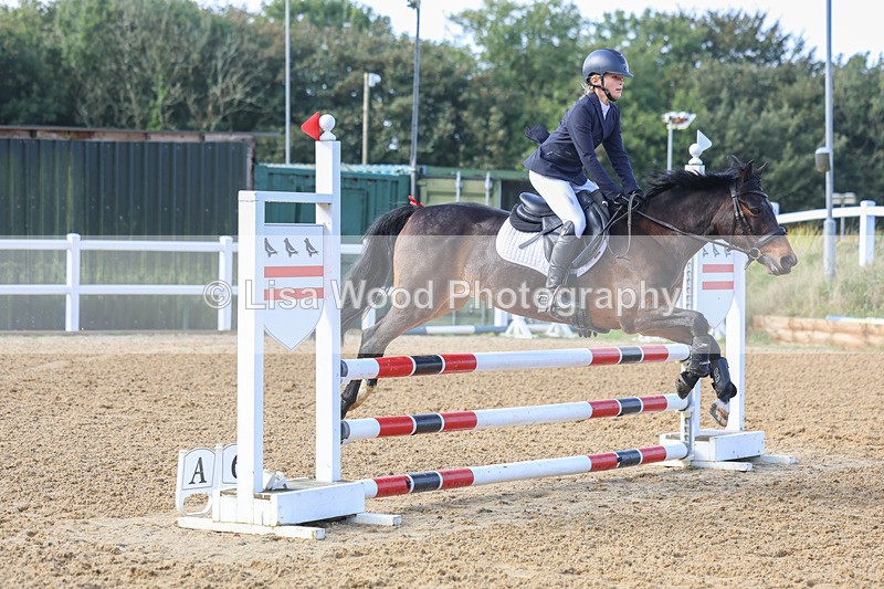 3E7A8275 - Class 4: Pony British Novice/80cm Open