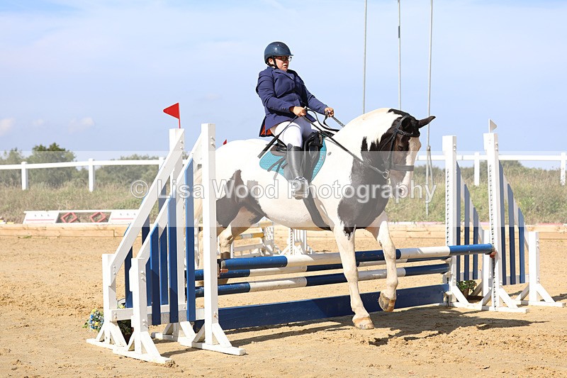 3E7A1007 - Class 6: 70cm Junior