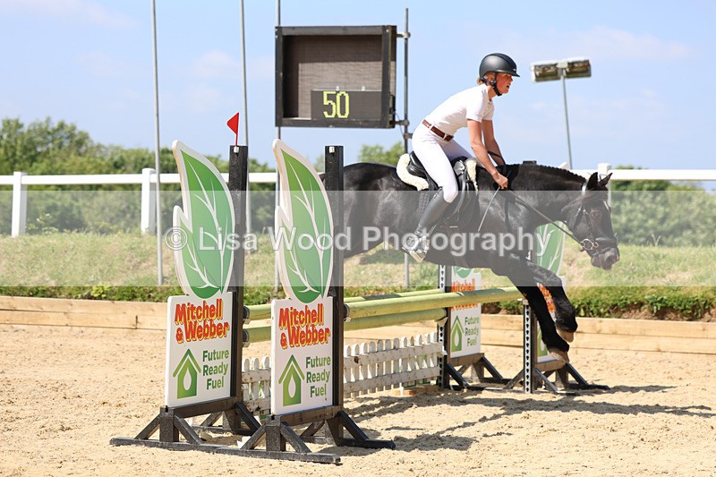 3E7A9681 - Class 8: Senior 80cm