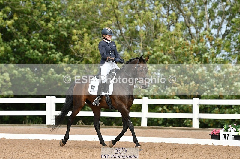 250906-100556-00573 - 098-Lucie.StokoeDionis