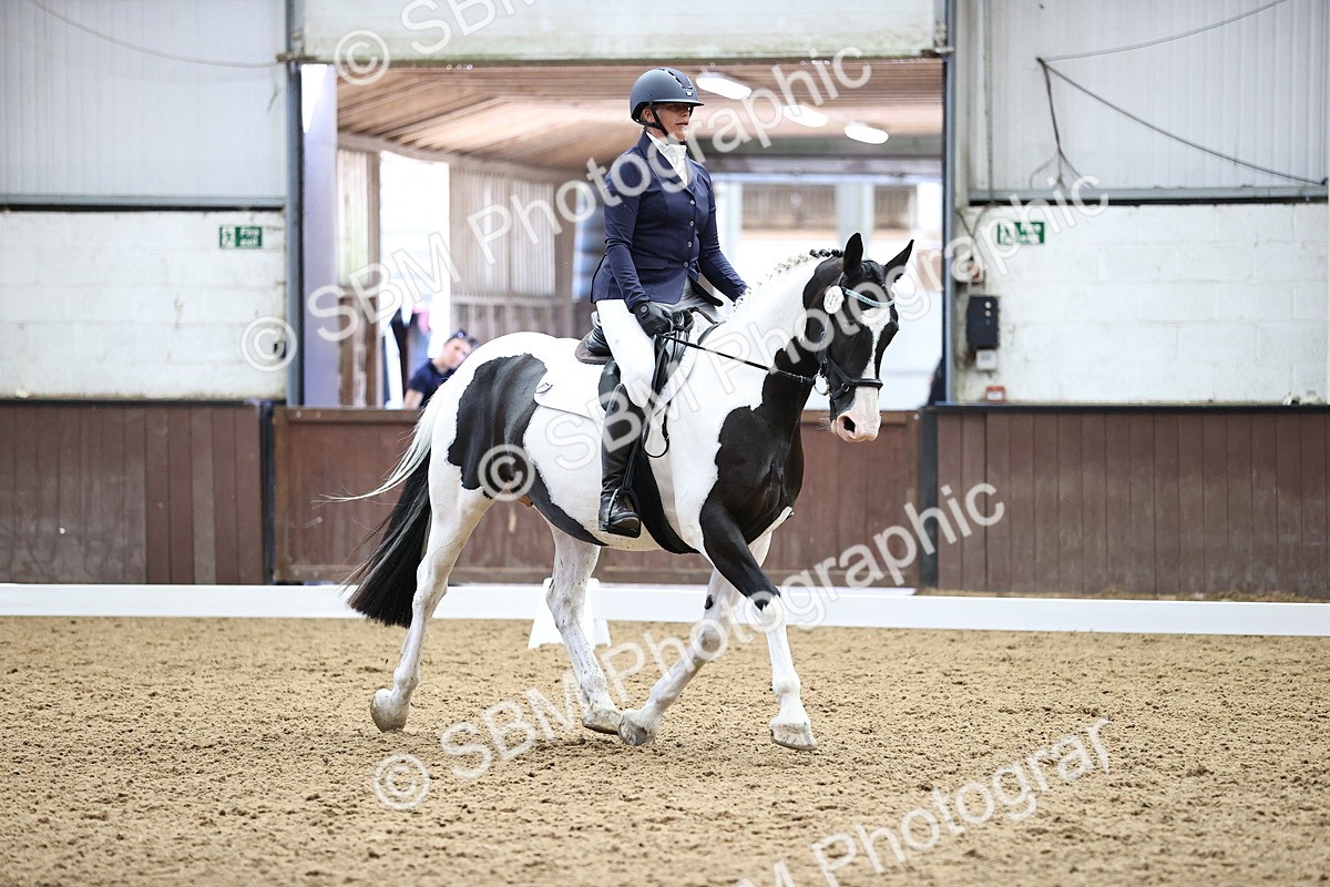 SBM_000984 - Novice 4 Warm Up