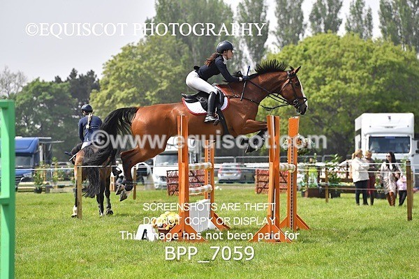 BPP_7059 - CLASS 3 RHS Fox Champ Qual (1.20m)