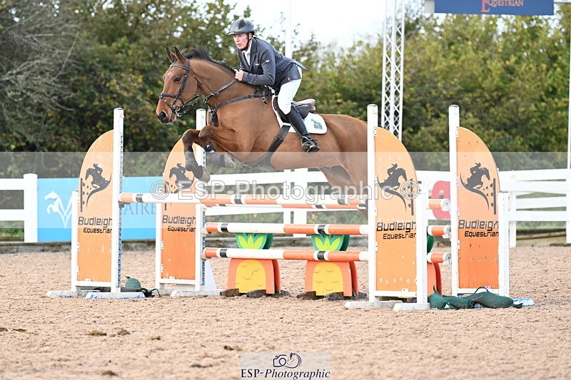 241023A-143956-01092 - Cls 4 Newcomers and 1.10m Open