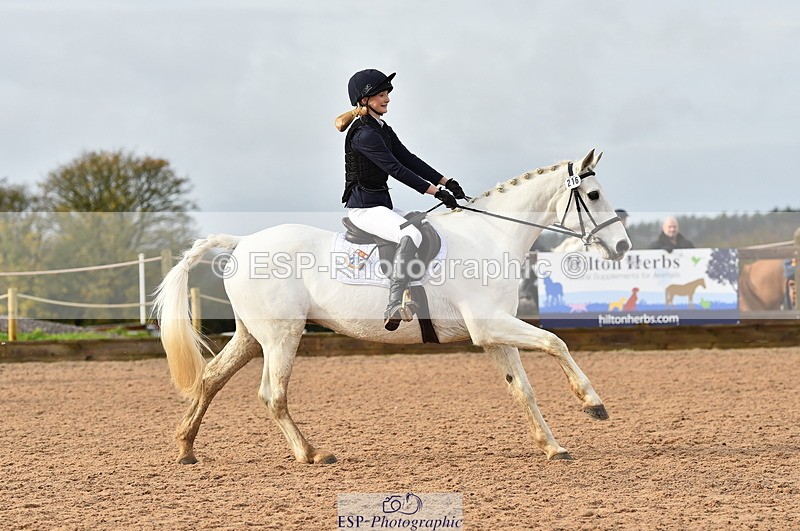 231118A-112628-01265 - Cls 20+21 Club and Schools 80cm