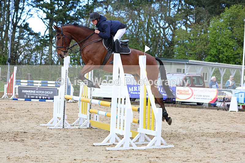 3E7A0735 - Class 4: Senior British Novice/90cm open