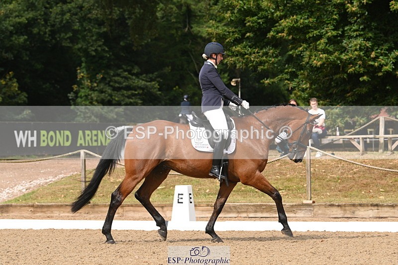 250719A-095228-03138 - 101-Sophie.Douglas-Paquino.V'ant.Goovahof