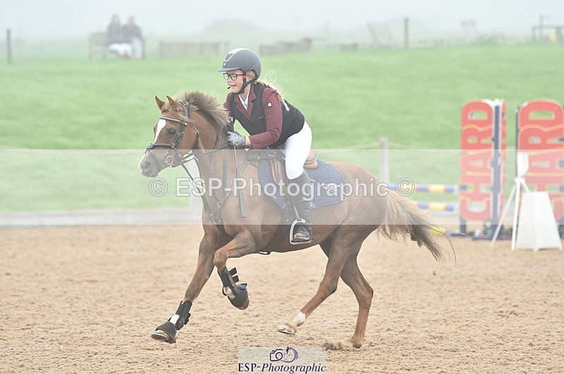 230902A-105152-00472 - Cls 2A Pony Small 70cm