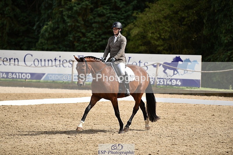 140110A-043920-12215 - 149-Andrew.Parry-Wilmine