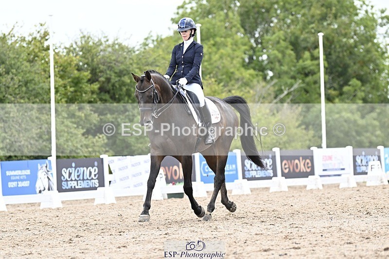 250907-165109-10783 - 113-Nicole.JahanshahiVirtual.Attraction