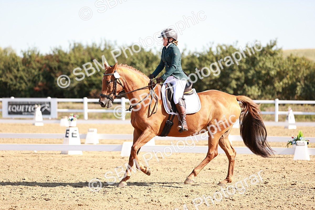 SBM_004388 - Class 12 - Novice 5 - 9.07-10.10