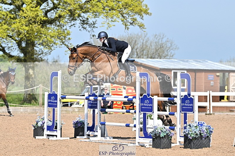 240509A-104341-00967 - Cls 8 Foxhunter