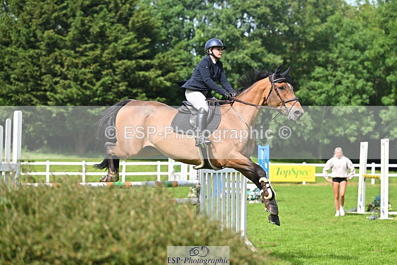 140626A-160956-00118 - Cld 46 Snr 1m 10 Grand Prix