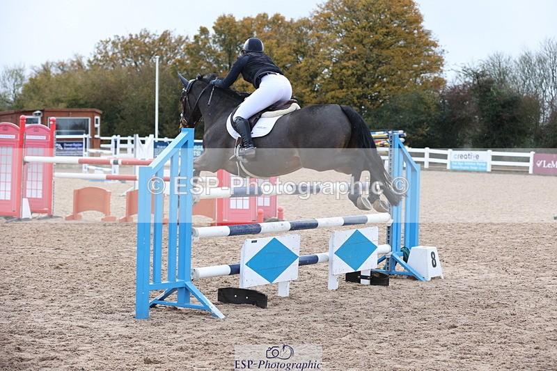 231112A-123409-04063 - Cls 19 Snr 1.05m Open