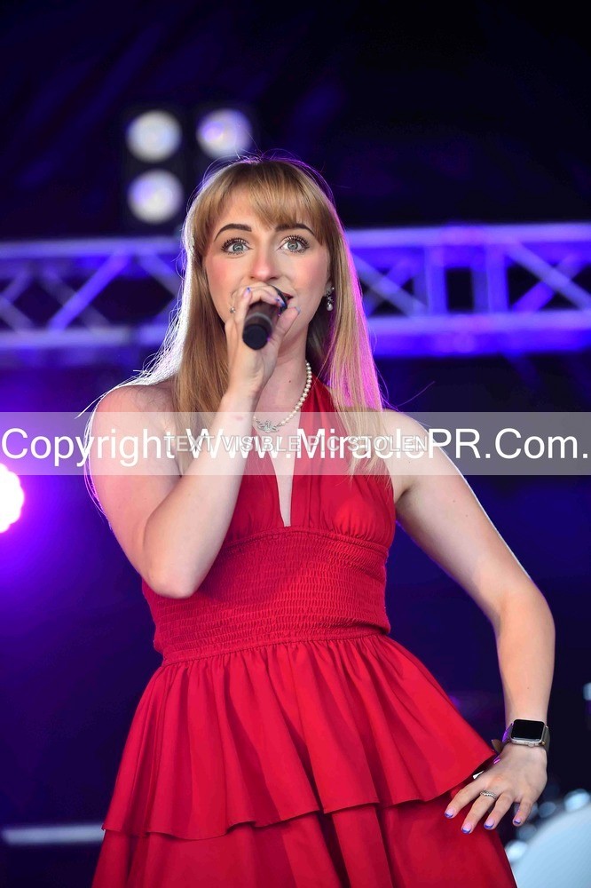 SH4_2194 - Lizzie Stanway