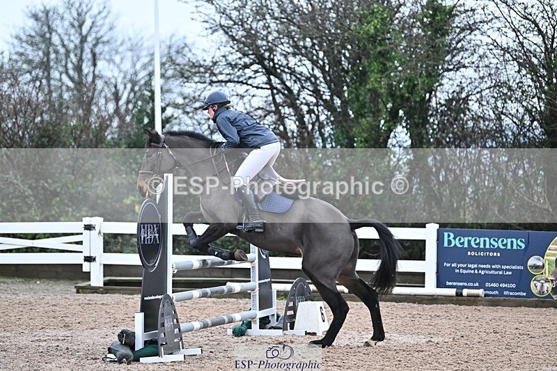 241127-092829-00015 - Cls 01A&B Brit Nov & 90cm Open