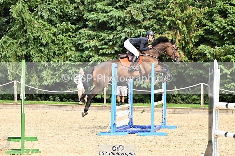 240818-152124-05174 - Cls 12A Snr Foxhunter & 1.20m Open