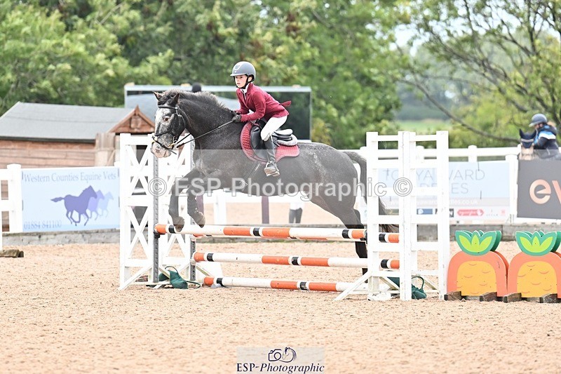 250920-111146-00414 - Cls 22+23 Club and Schools 70cm