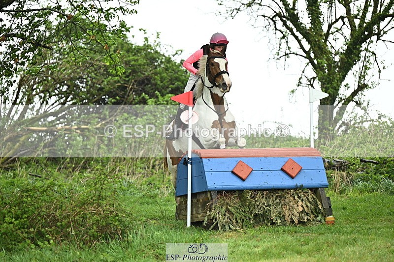 250418-101854-01381 - 075-Susan-Joy.Keeping-WARPAINT