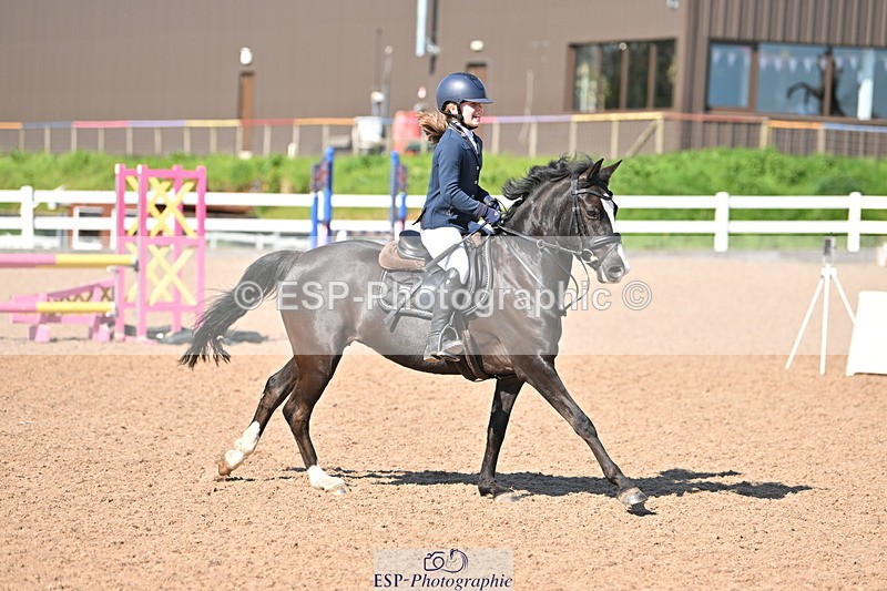 240504A-161809-02782 - Cls 22 & 23 Stepping Stones 128cm & 138cm & Under11's