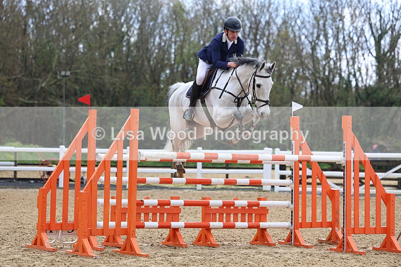 3E7A2467 - Class 9: Senior 1.30m open