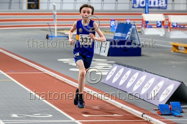 AgeInd25SUN-915650 - Track Male