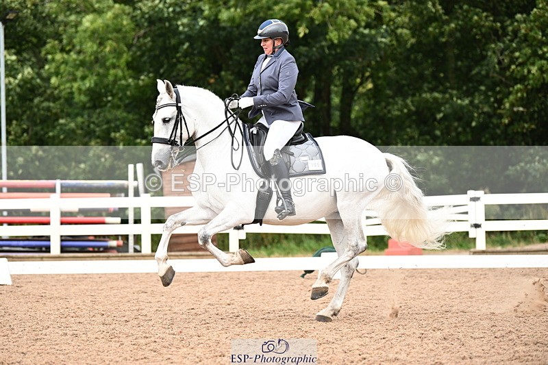 240815A-145057-02096 - 105-PAULA.LEE-Deseado.Santo