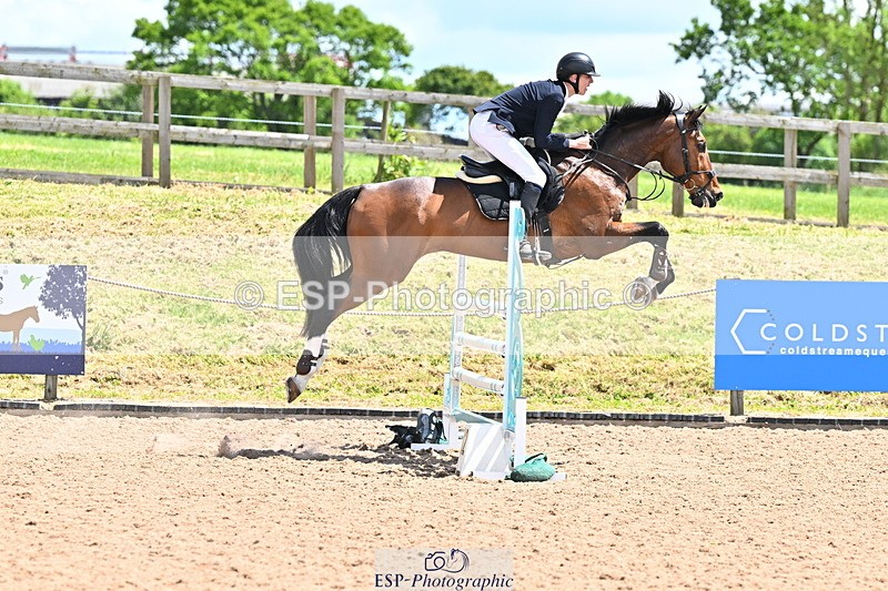 240608A-130833-02484 - Cls 4 Snr Newcomers and 1.10m Open