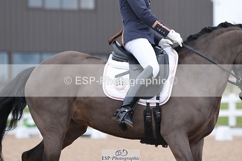 250216-131200-05815 - 222-Alice.Peternell-Fourseasons.Sienna