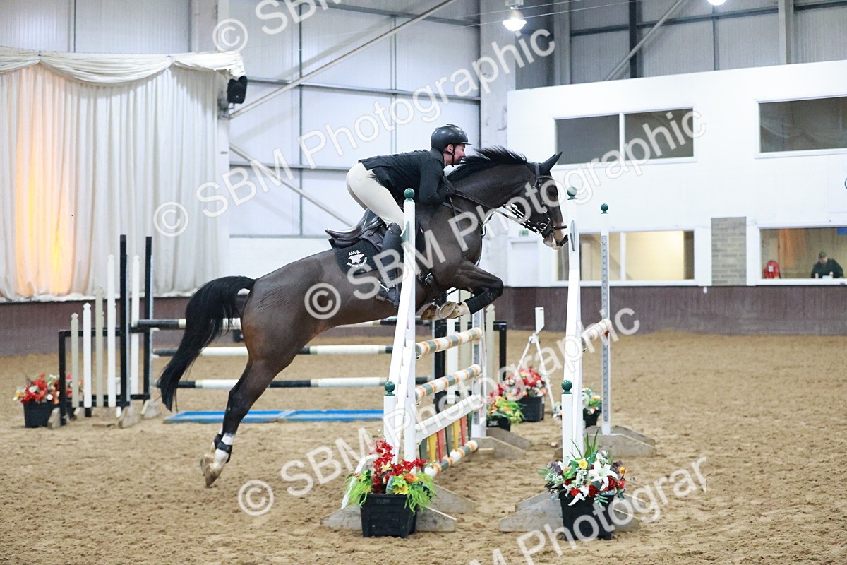 SBM_001449 - Class 4 - Senior Newcomers - 1.10m