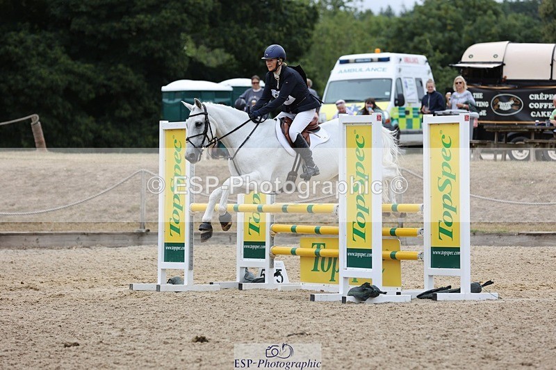 250803A-111721-10744 - L-520-Nicola.Horsley-Gubbins-RATHNAGREW.GREY.TEX