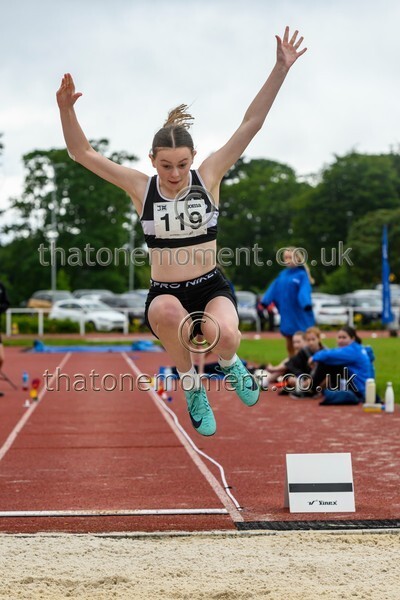 ComMast25-911718 - Field Female Set Two