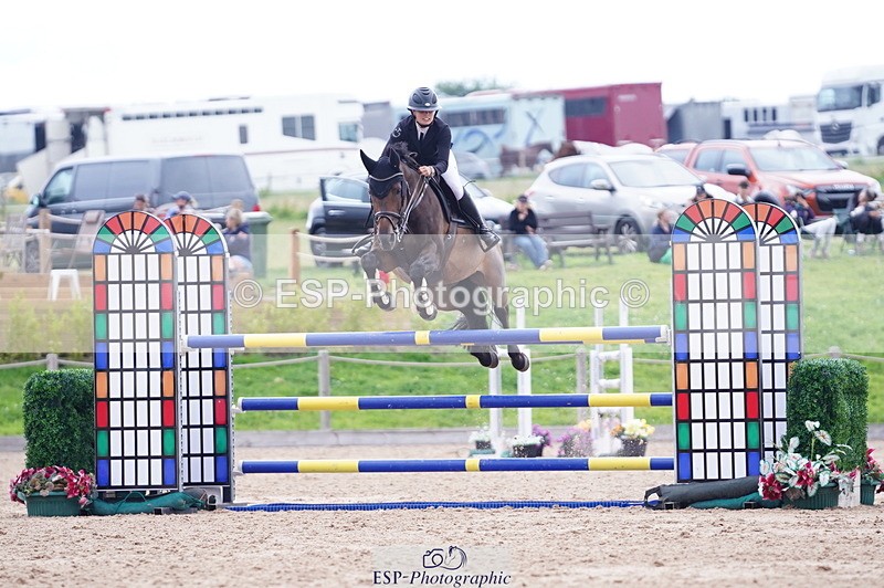 240802A-170930-05814 - Cls 19 National 1.30m Open