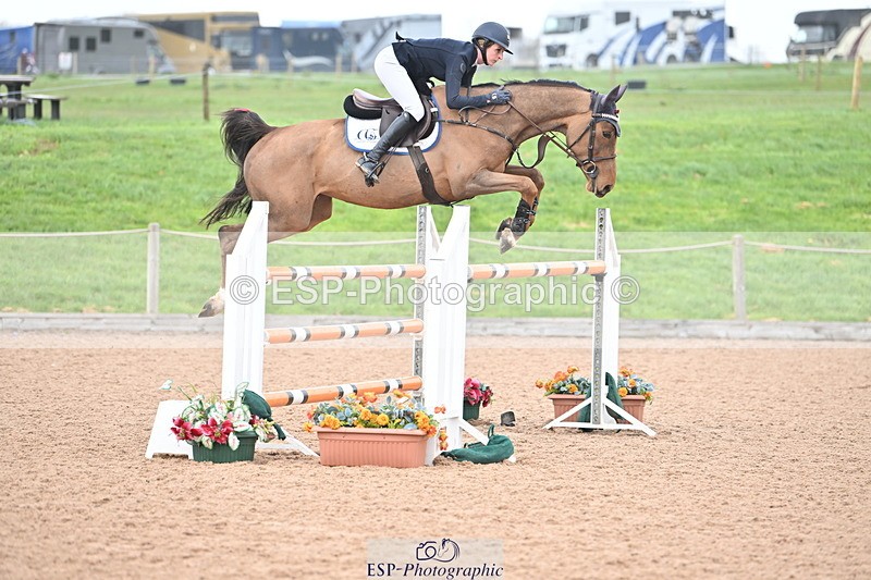 240405A-122009-01181 - Cls 3 Foxhunter