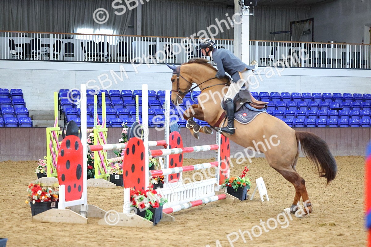 SBM_003198 - Class 15 - Senior Newcomers 1.10m