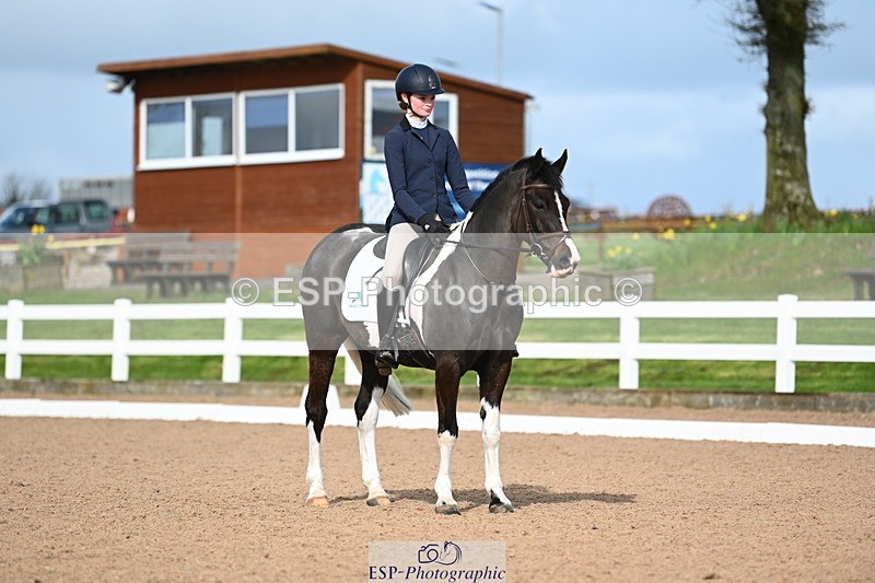 240323A-151424-02418 - UnA Novice 28