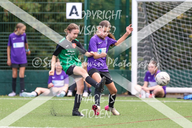 1DX30993 - 2025-09-13 FC Abbey Meads U13 Blue Girls V AFC Corsham U13 Pumas