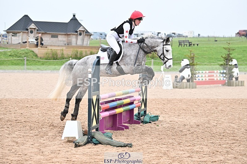 250118-133458-01243 - Cls 3A&B 90cm 13.20 to Coursewalk