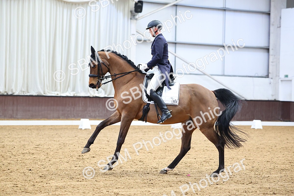 SBM_008223 - Class 32 - FEI intermediate II