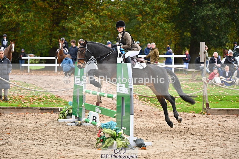 251026A-143609-25187 - F-471-Charlotte.Grant