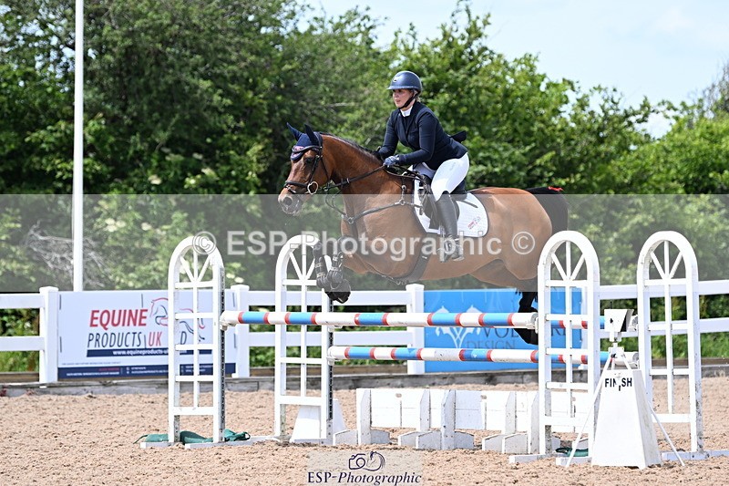 240619A-140343-00378 - Cls 4 Snr Newcomers and 1.10m Open