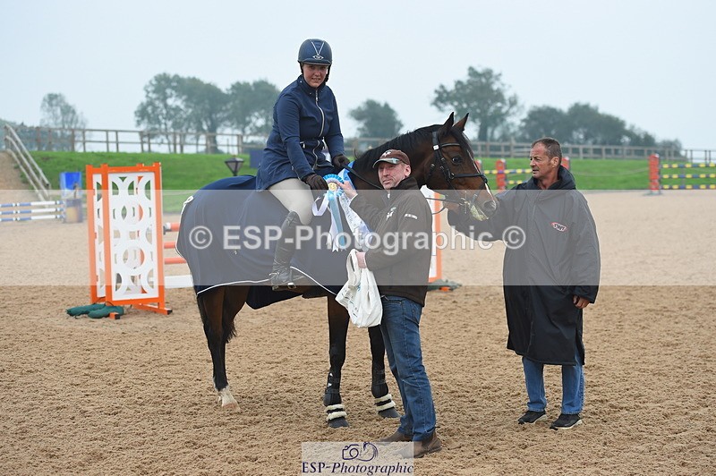 230916A-161106-05535 - Cls 18 Snr 95cm Derby