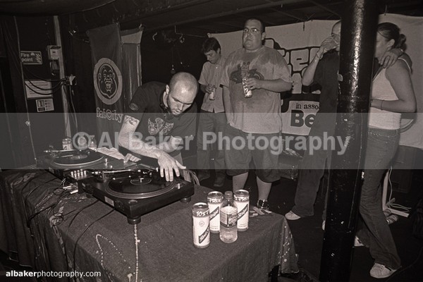 12 - Friends-&-Family @ the roadhouse 28.07.01