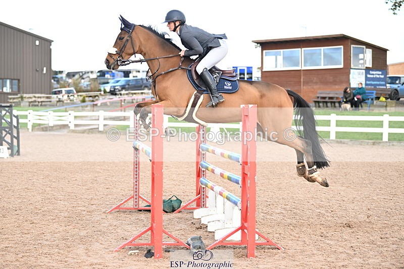 241023A-143527-01079 - Cls 4 Newcomers and 1.10m Open