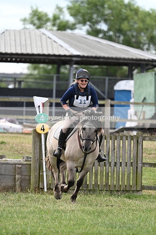 WJ7_4827 - 60cm XC Time 09:58 to 10:16